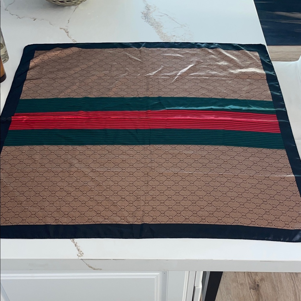 Scarf with Red and Green Stripes 36 x 36